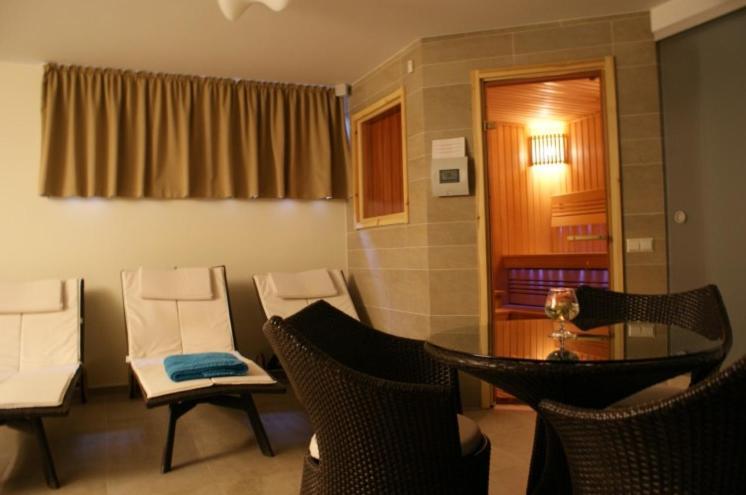 Guest House Astuoni Паланга Экстерьер фото