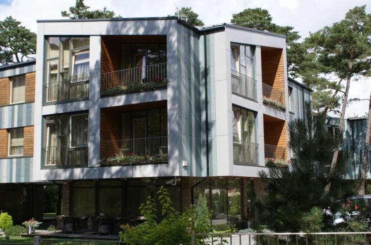 Guest House Astuoni Паланга Экстерьер фото